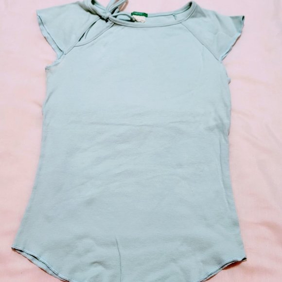 United Colors Of Benetton Tops - United Colors of Benetton top.